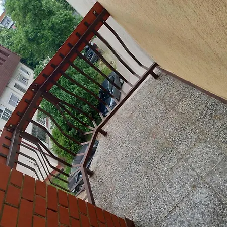 Apartman - Stan Na Dan Ana